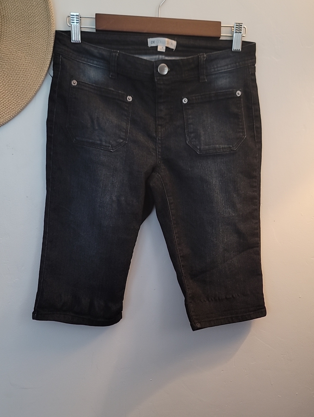 DE Collection Women  Black Jean Bermuda Shorts Size 6